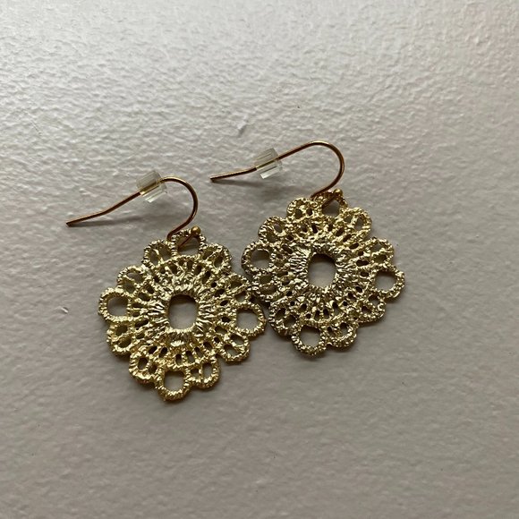 Geometric earrings - golden - Picture 2 of 4